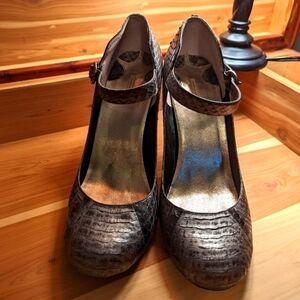 𝅺GENUINE snake skin heels by Max Studio. Size 9.5